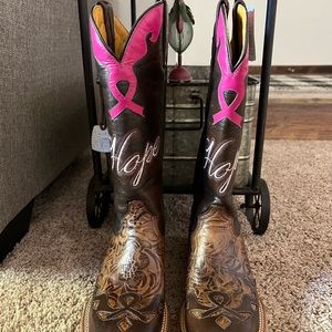 Brand new Tin Hall boots. Size 7